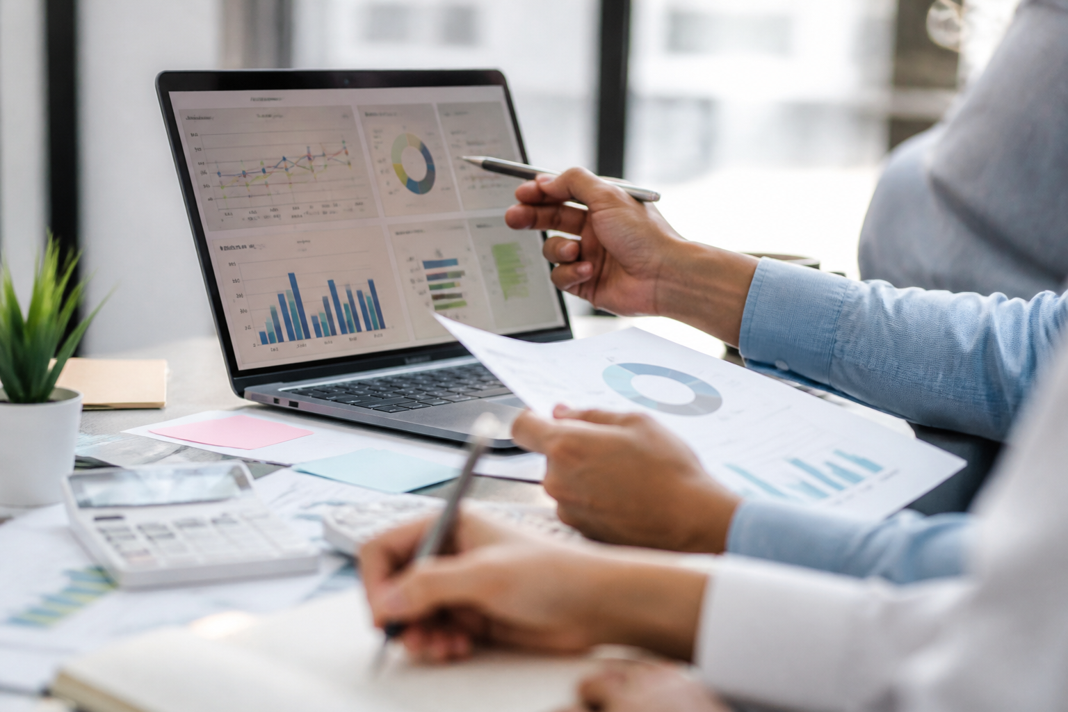 KPI e misurazione del successo post-lancio — Come redigere un brief sito web efficace per il successo del tuo business